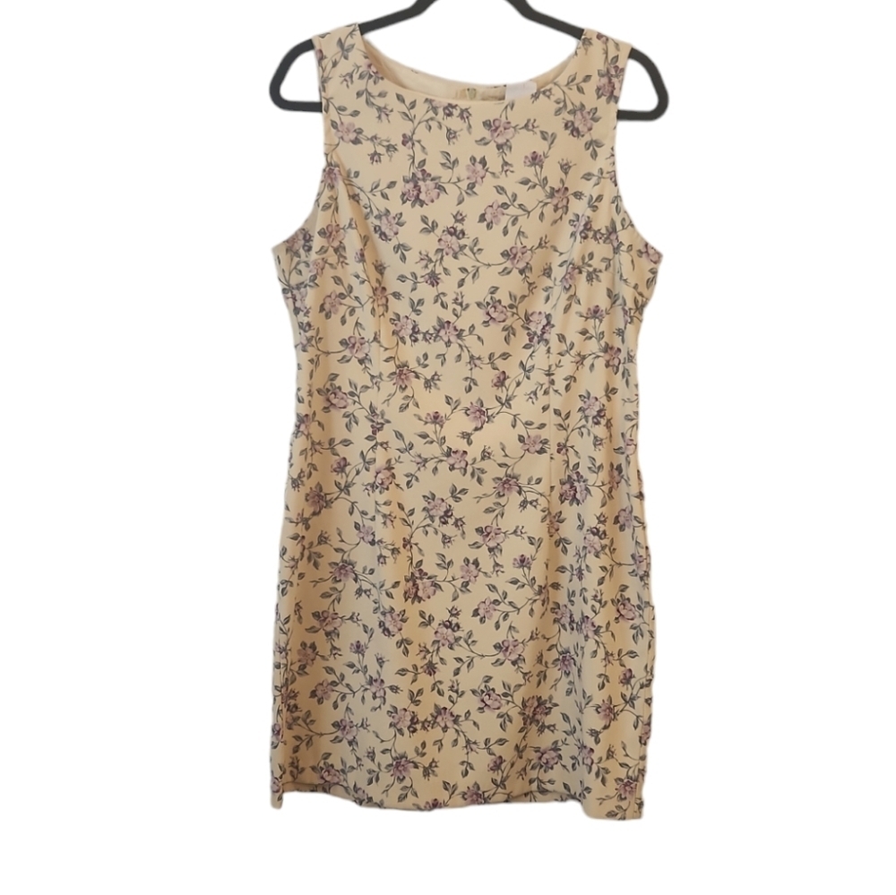Whimsical Garden Floral Pastel Yellow and Lavender Sleeveless Sheat Dress Size L